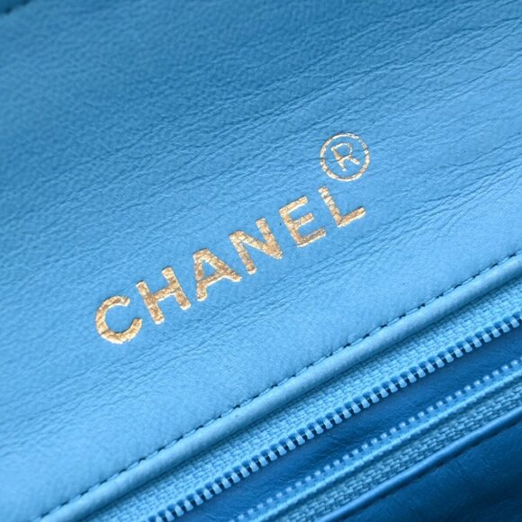 CHANEL CC Logo Mini Matelasse Chain Shoulder Bag Leather Blue GHW - Picture 13 of 14